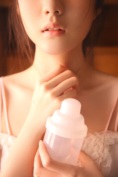 荷兰队淘汰土耳其，实现小组头名晋级，足球荷兰土耳其