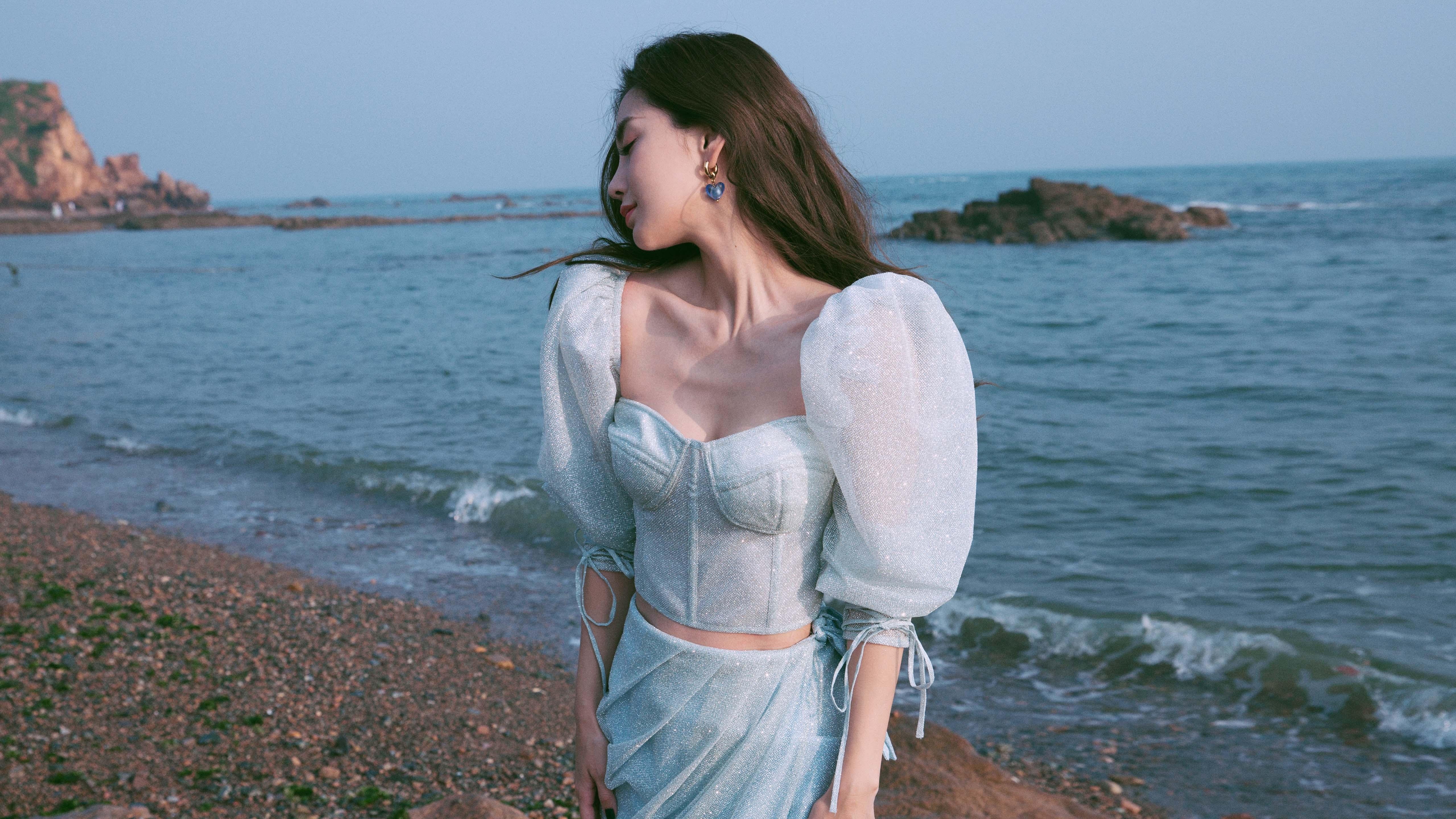 足球场地开放时间延长，方便群众锻炼，足球场何时开放