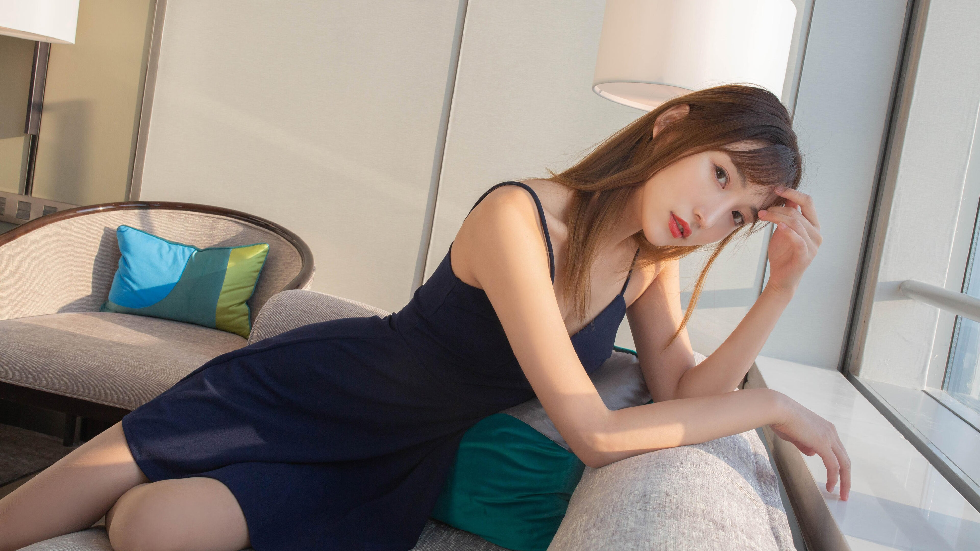 拜仁利用边后卫内收创造中路重叠优势，效力过拜仁的边后卫